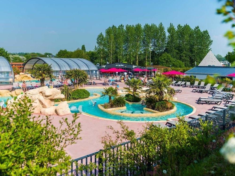 Yelloh Village Les Iles Hudimesnil Екстериор снимка